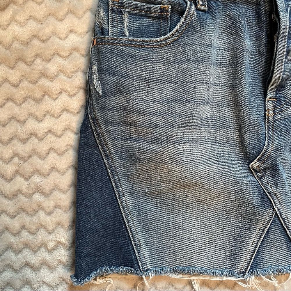PacSun Mini Denim Skirt Raw Hem and Mixed Washes 27 - Picture 6 of 10